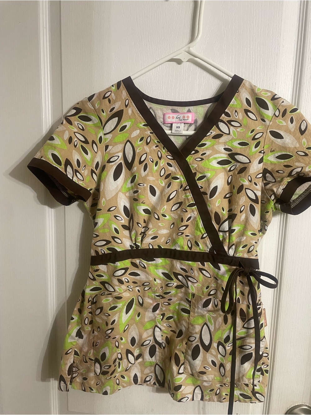 koi Beige, Green and Black Wrap Scrub Top